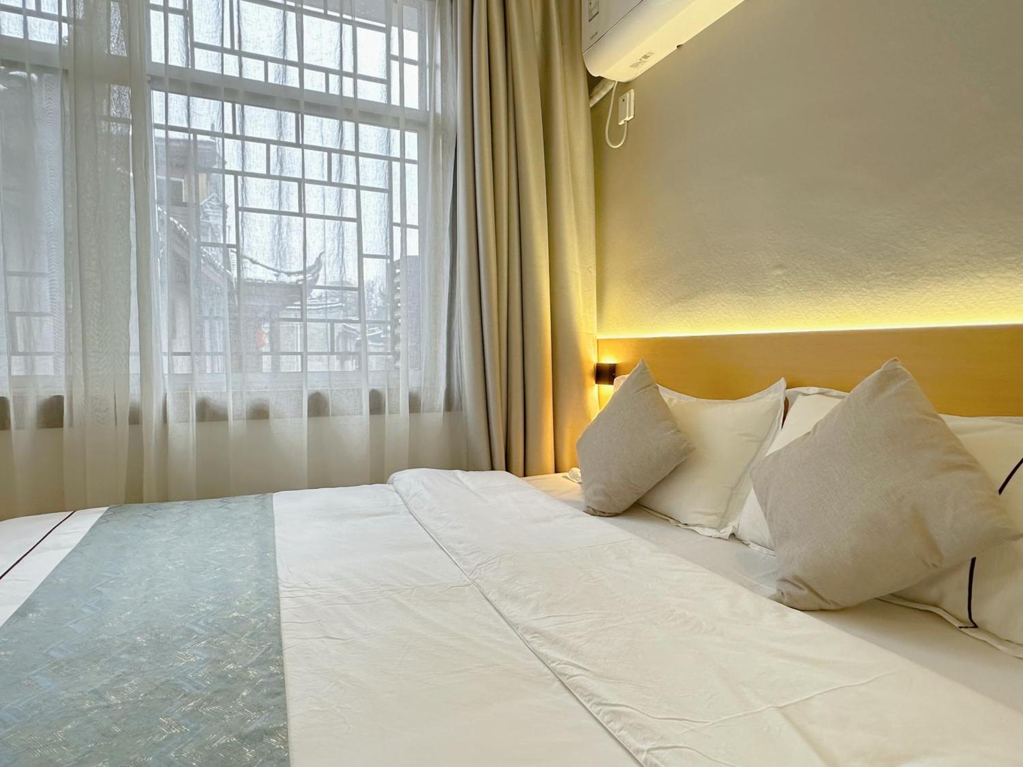 Hotel Hemu House Fenghuang Esterno foto