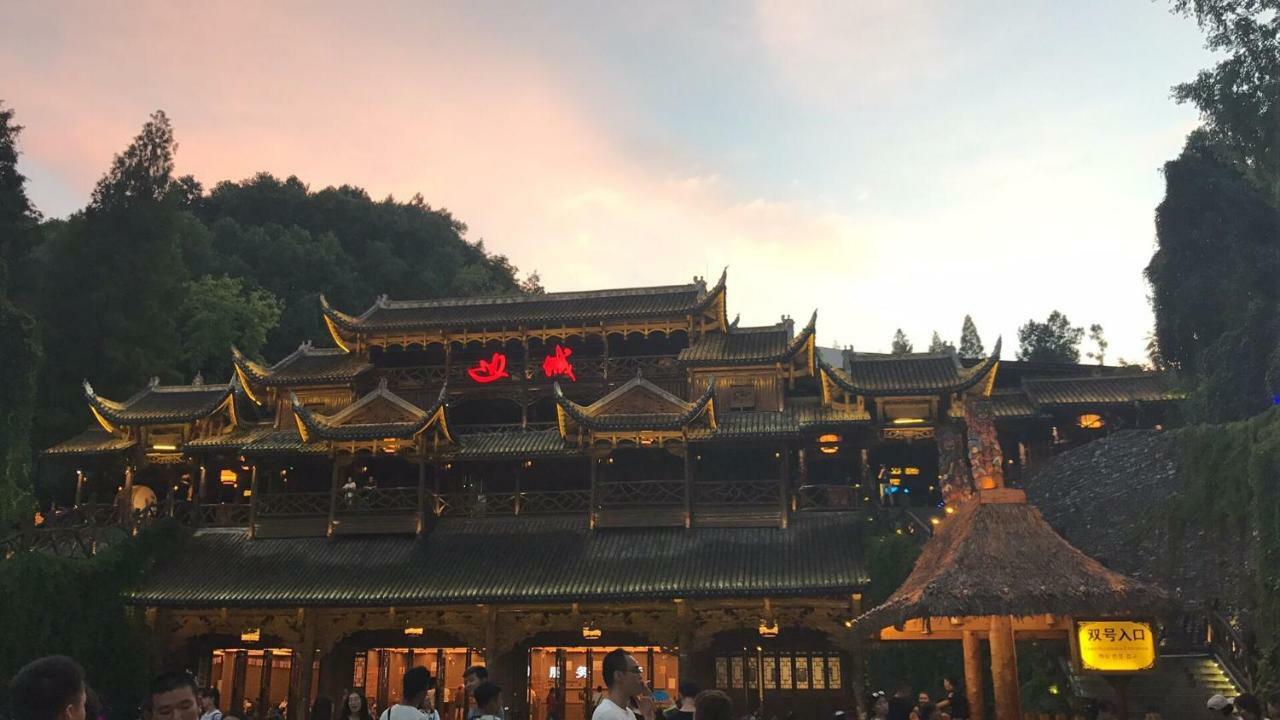 Hotel Hemu House Fenghuang Esterno foto